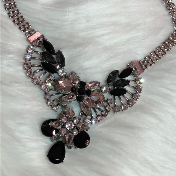 Black and silver statement necklace - Picture 1 of 2